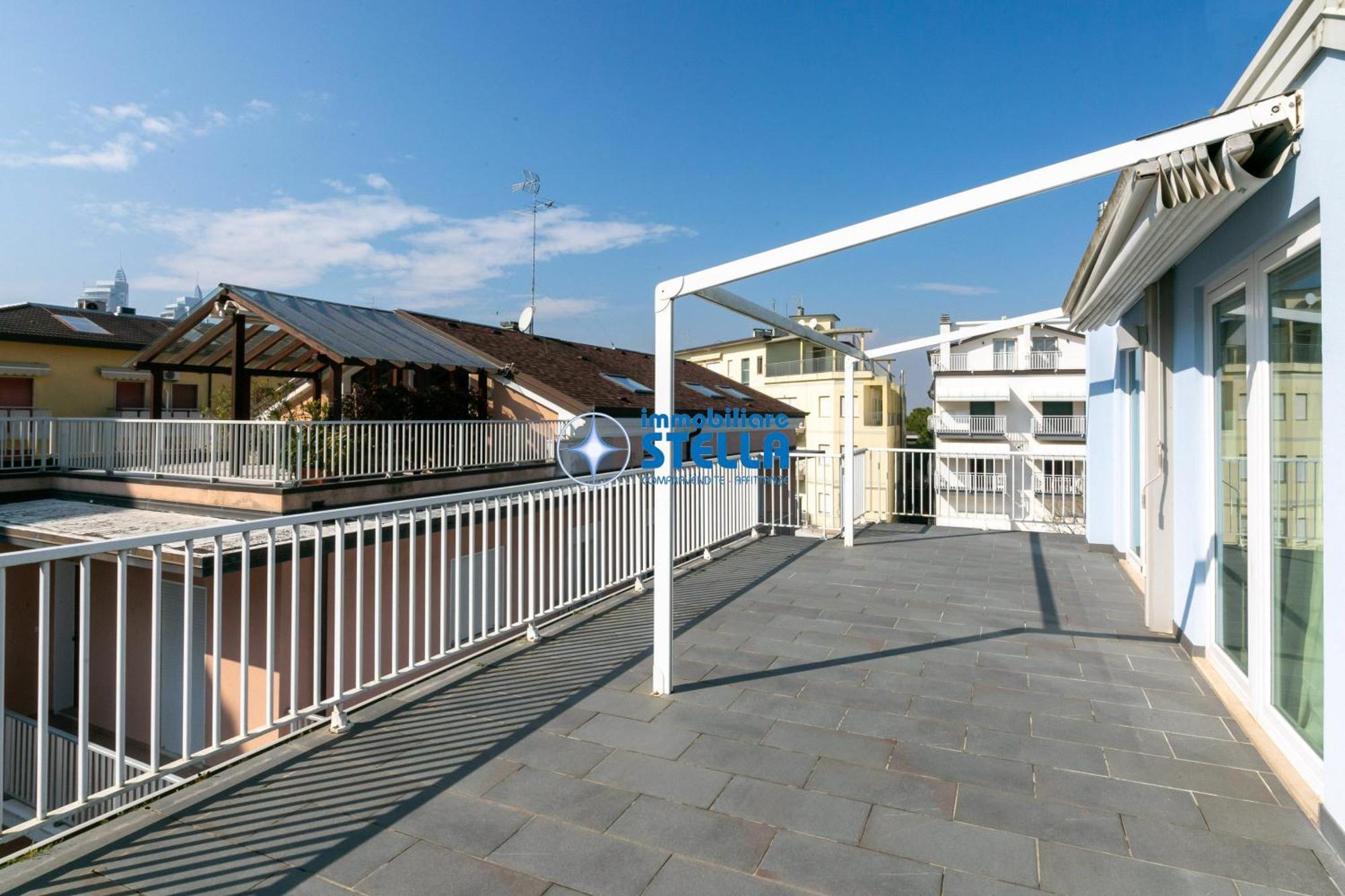 Residence Adriatica Lido di Jesolo Buitenkant foto